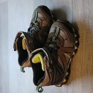 Toddler size 8 hiking boots